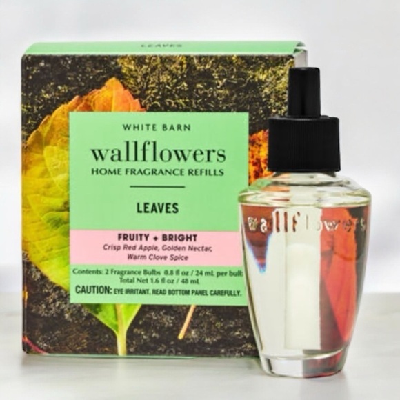 Bath & Body Works Wallflowers Refill Leaves Fall Refills 2 Pack NWT - Picture 1 of 3